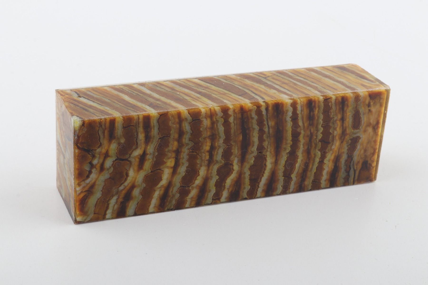 Stabilised mammoth molar block