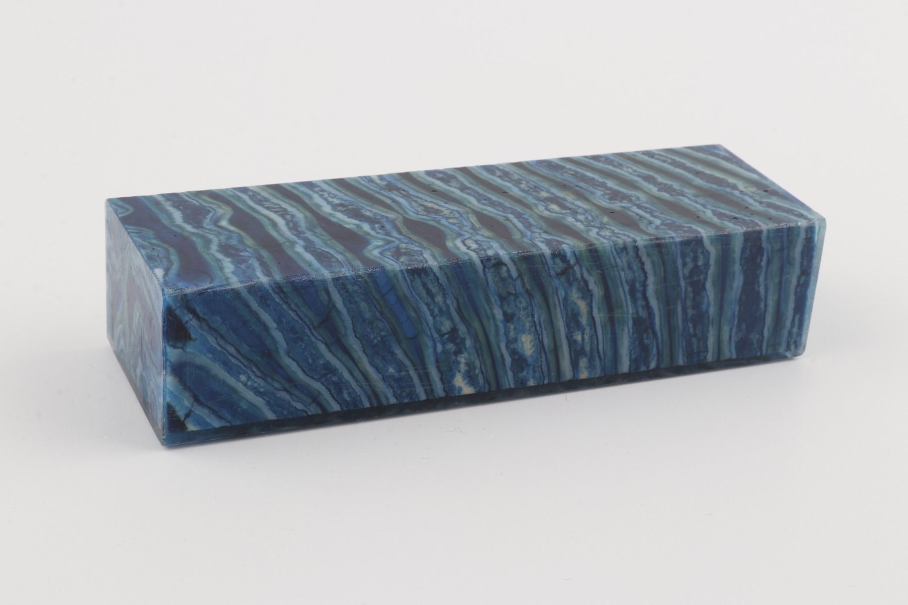 Stabilised mammoth molar block