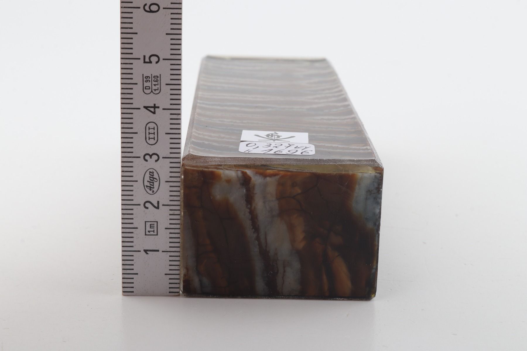 Stabilised mammoth molar block