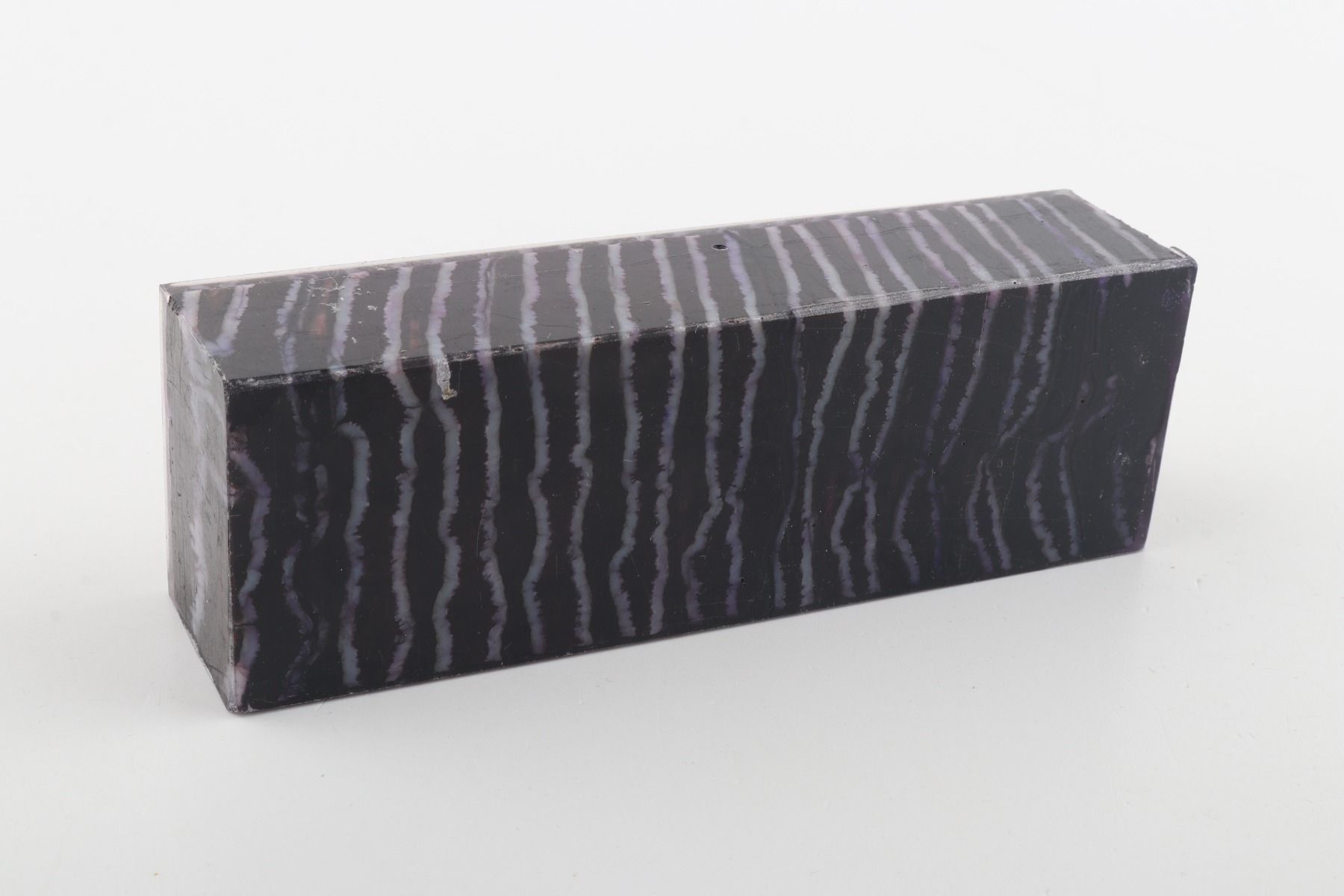 Stabilised mammoth molar block