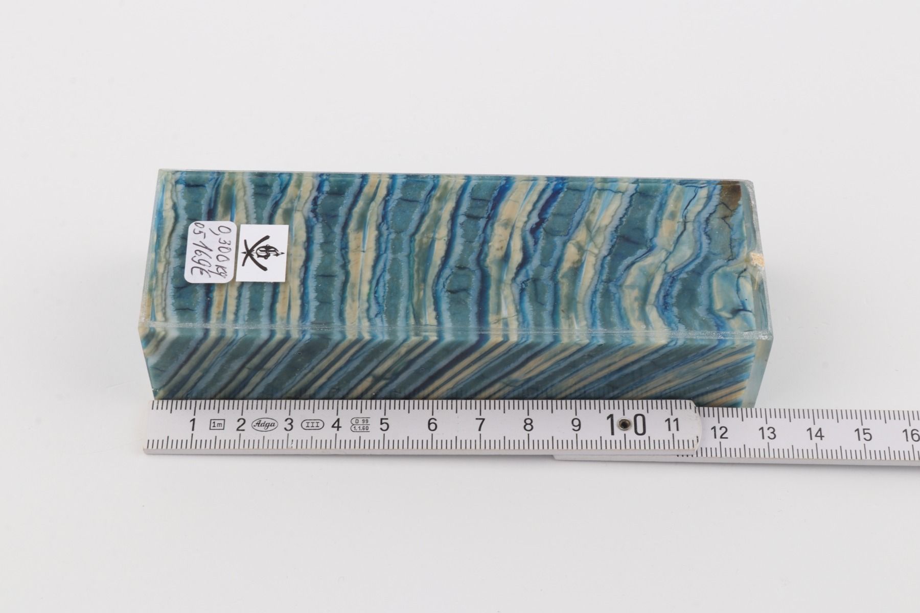 Stabilised mammoth molar block