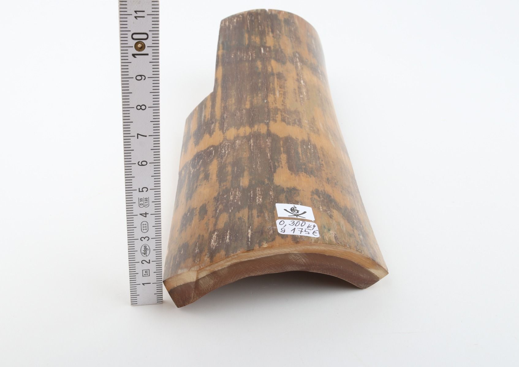 Brown-mustard mammoth bark