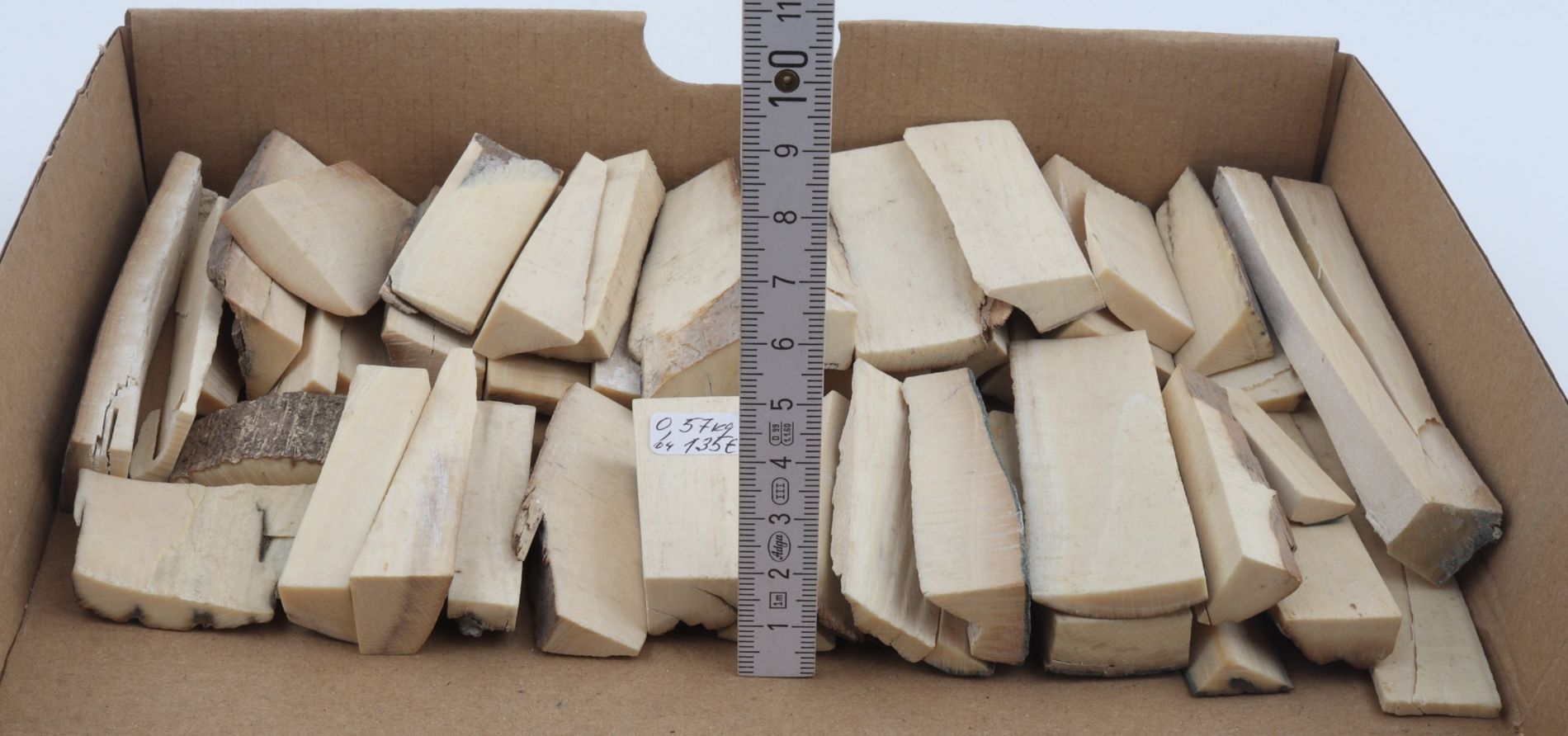 Untreated white mammoth ivory pieces
