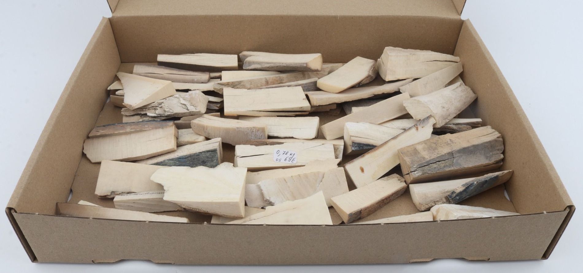 Untreated mammoth ivory offcuts