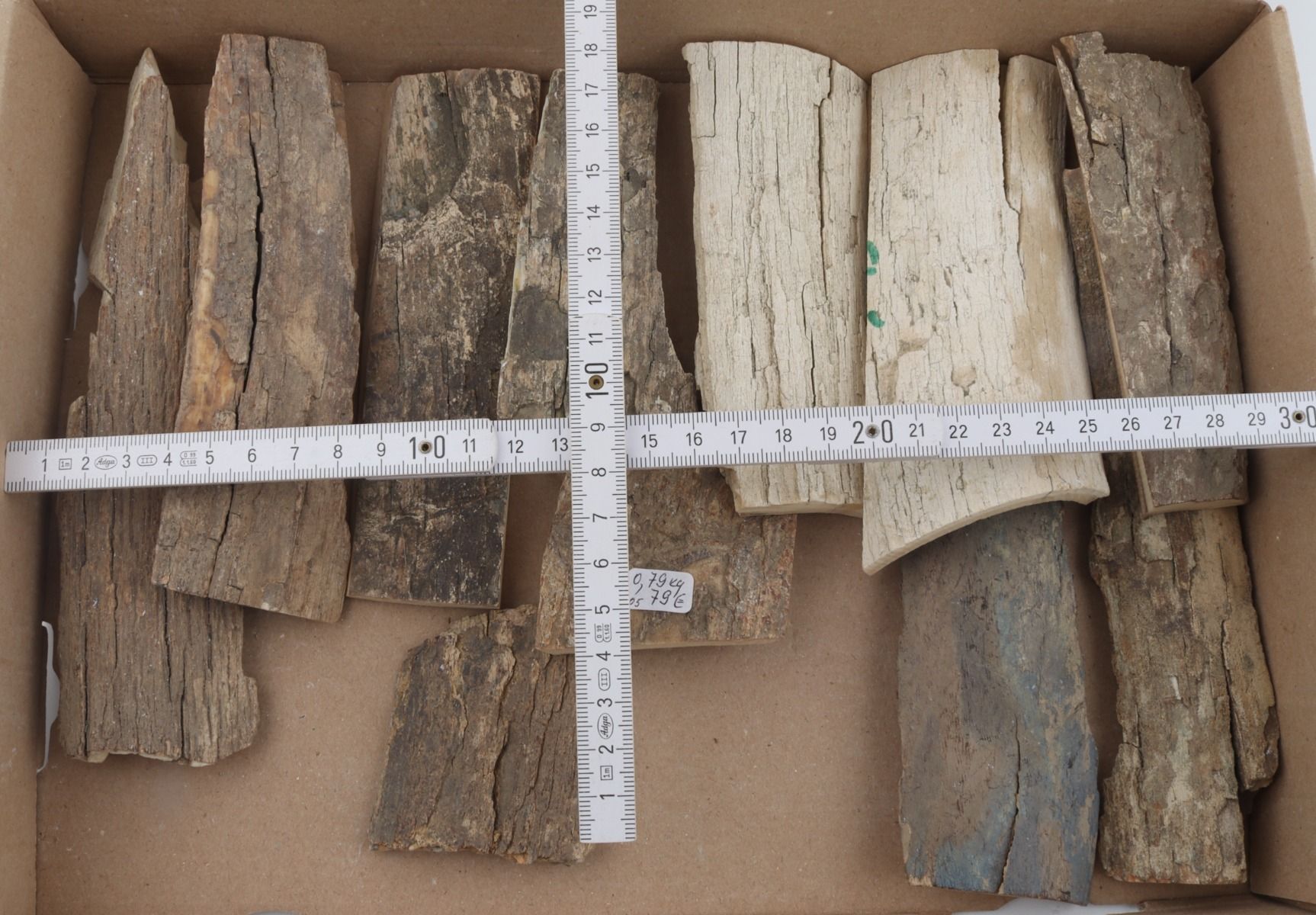 Untreated mammoth bark pieces