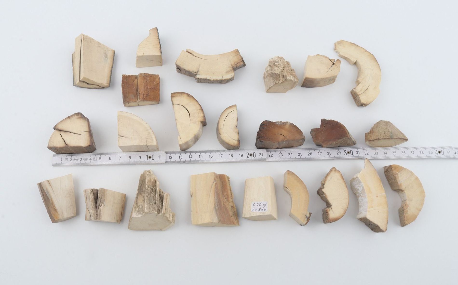Raw mammoth ivory pieces