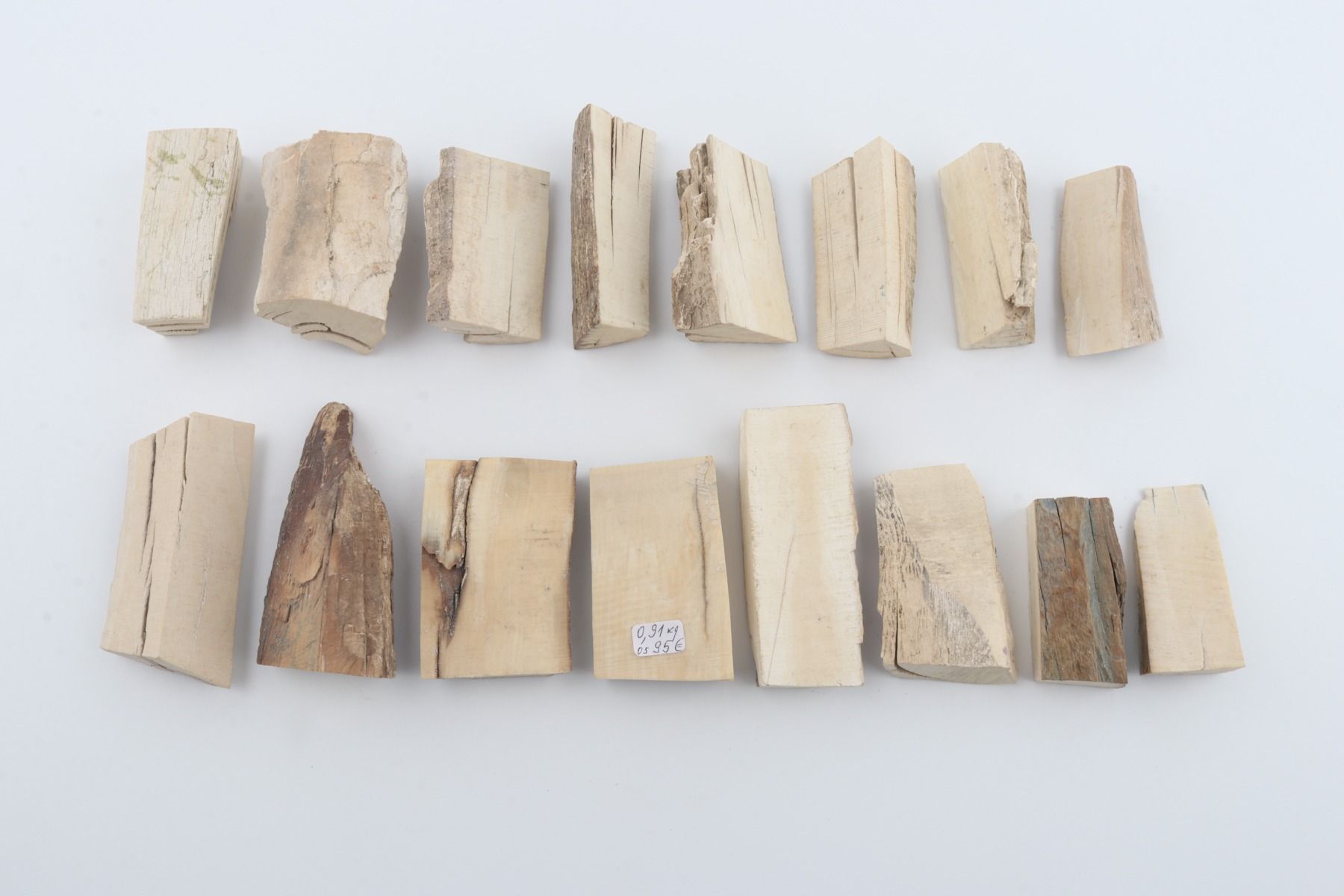 Raw mammoth ivory pieces