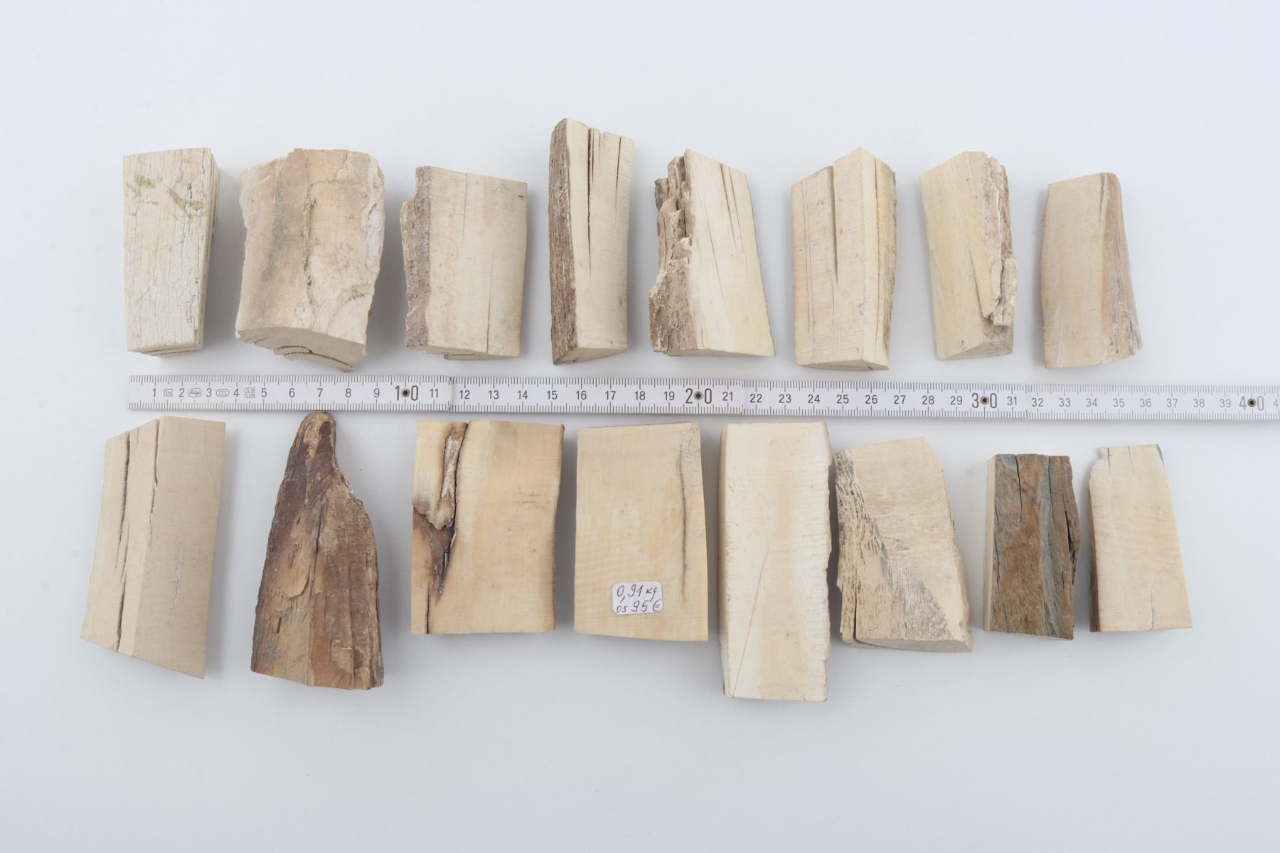 Raw mammoth ivory pieces
