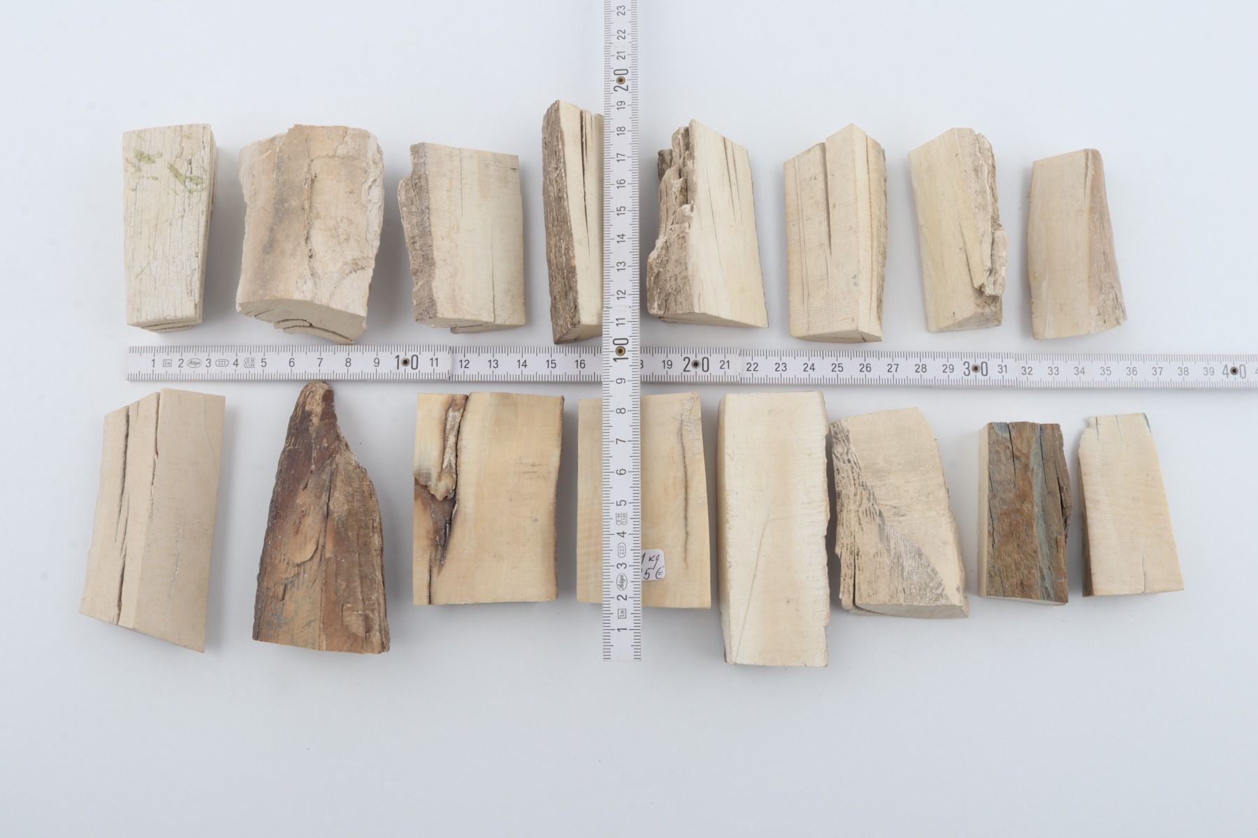 Raw mammoth ivory pieces