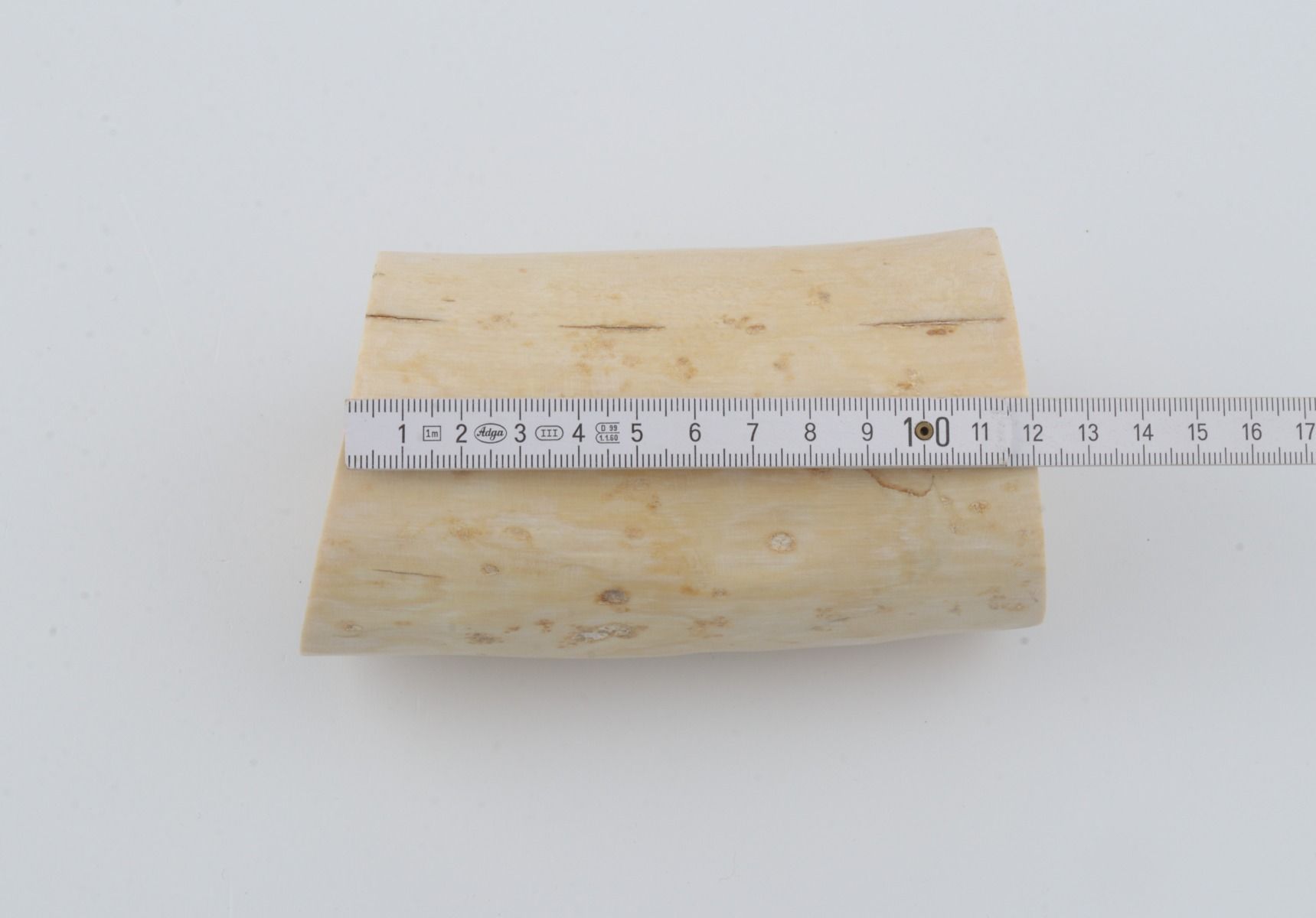 Round mammoth tusk piece