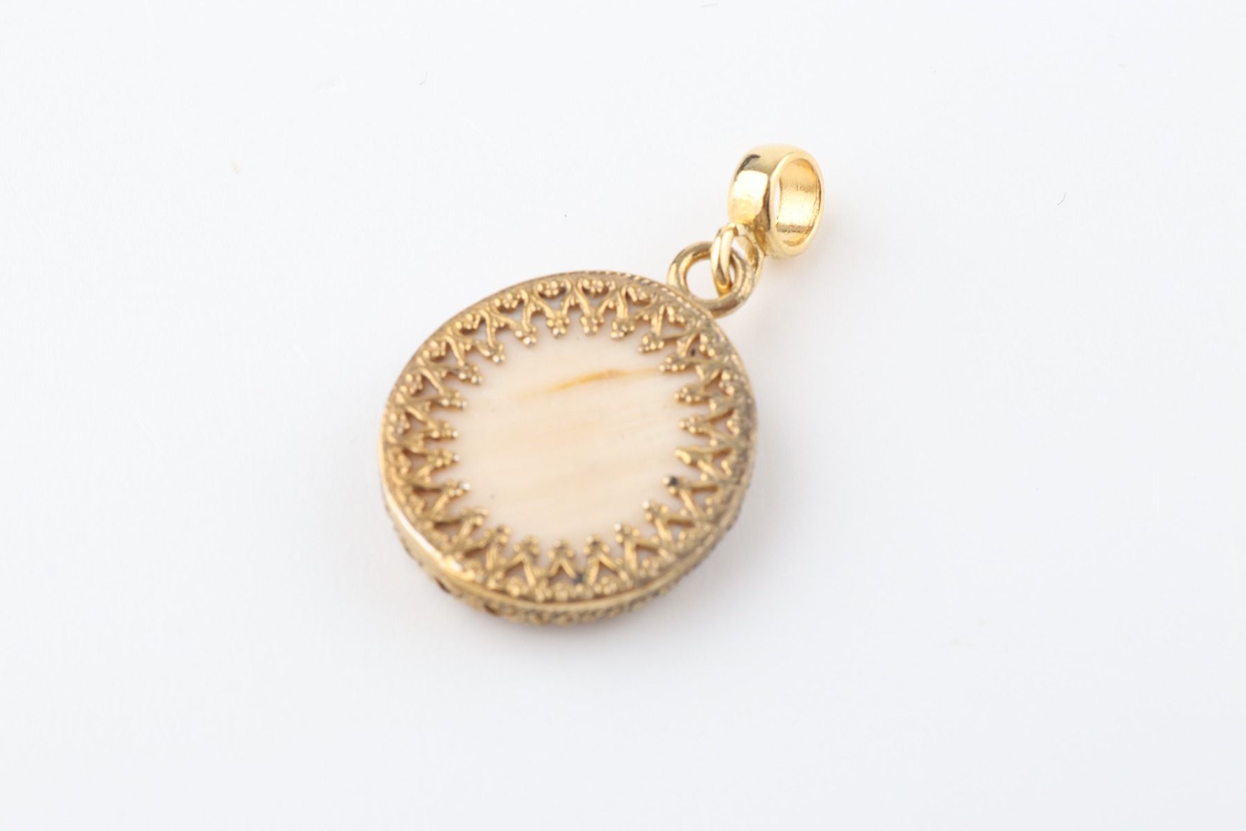 Mammoth Bark Pendant