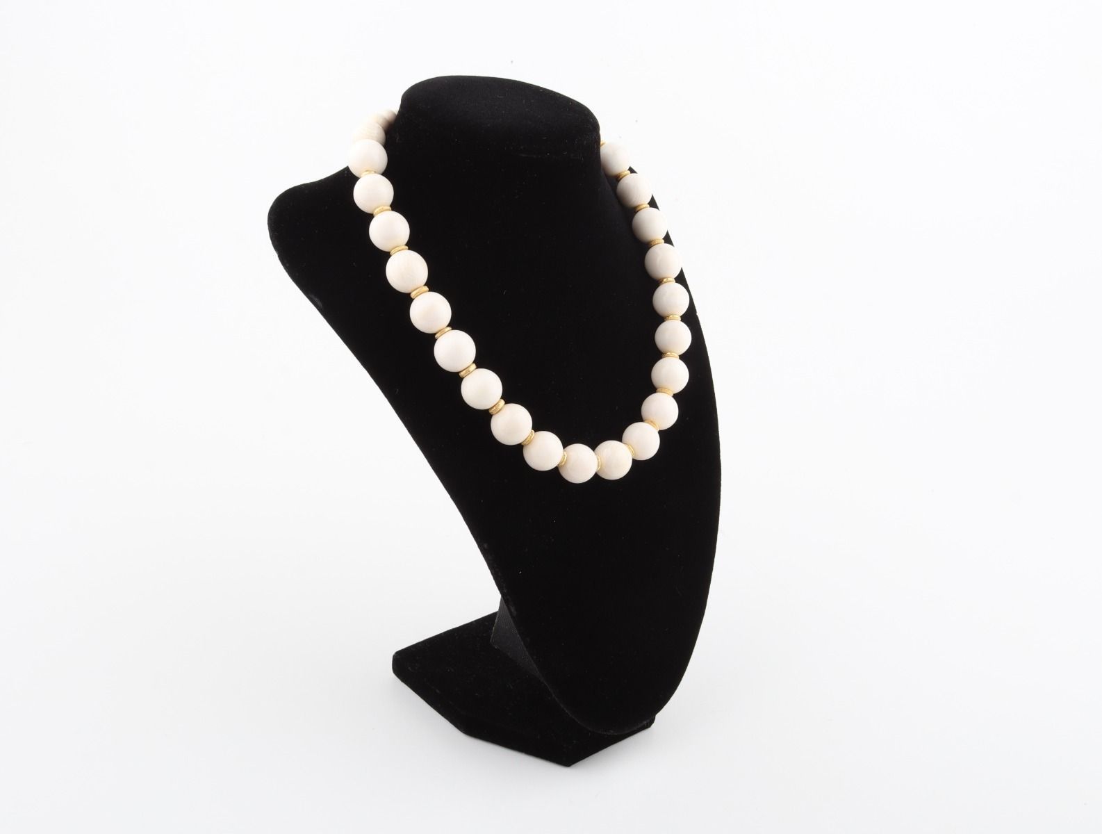 Aureate Necklace