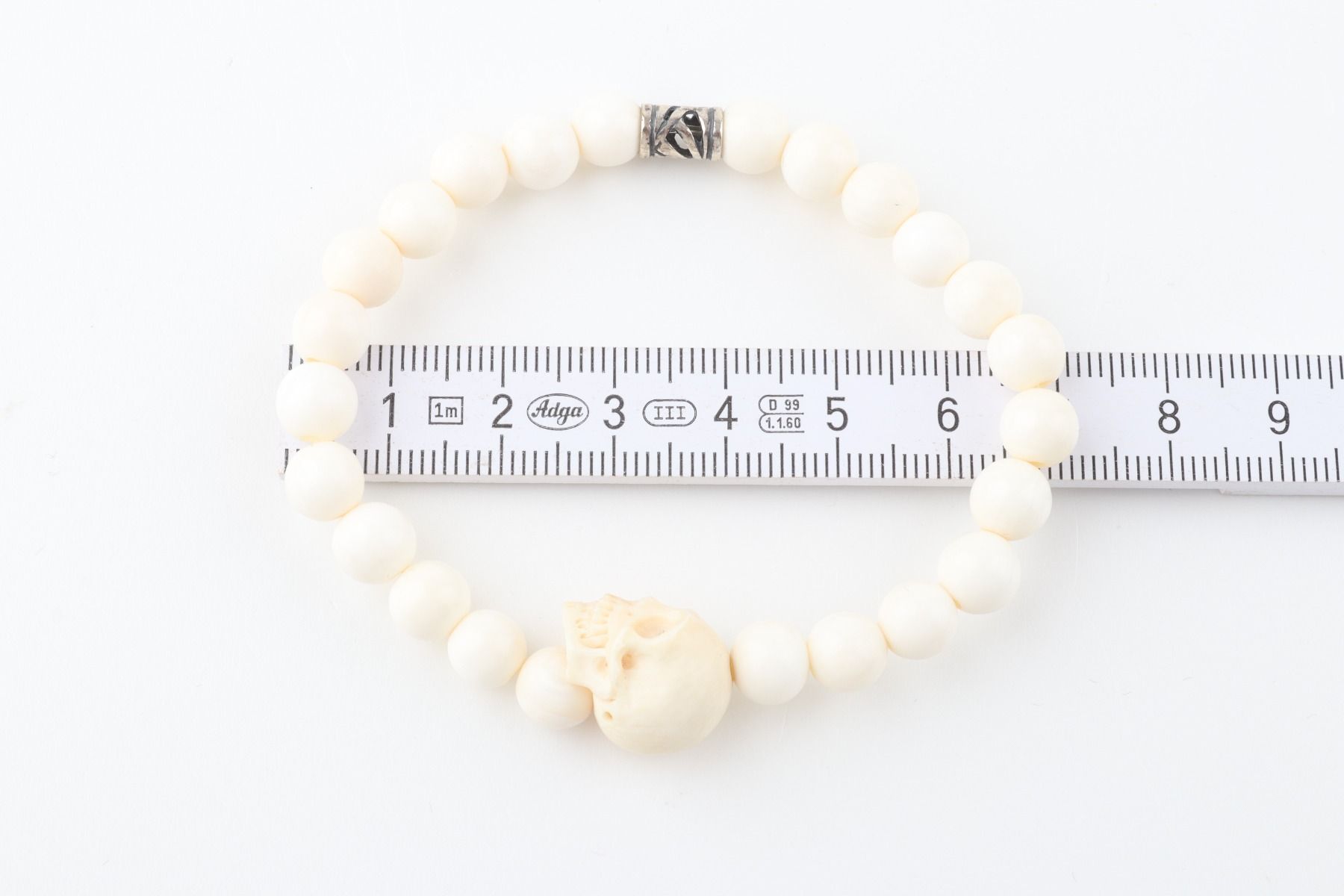 Skull Accent Mammoth Ivory Bracelet