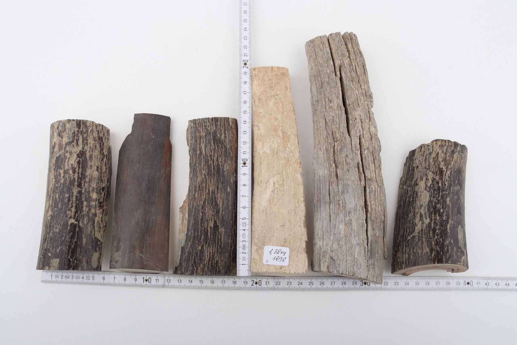 Untreated mammoth bark pieces