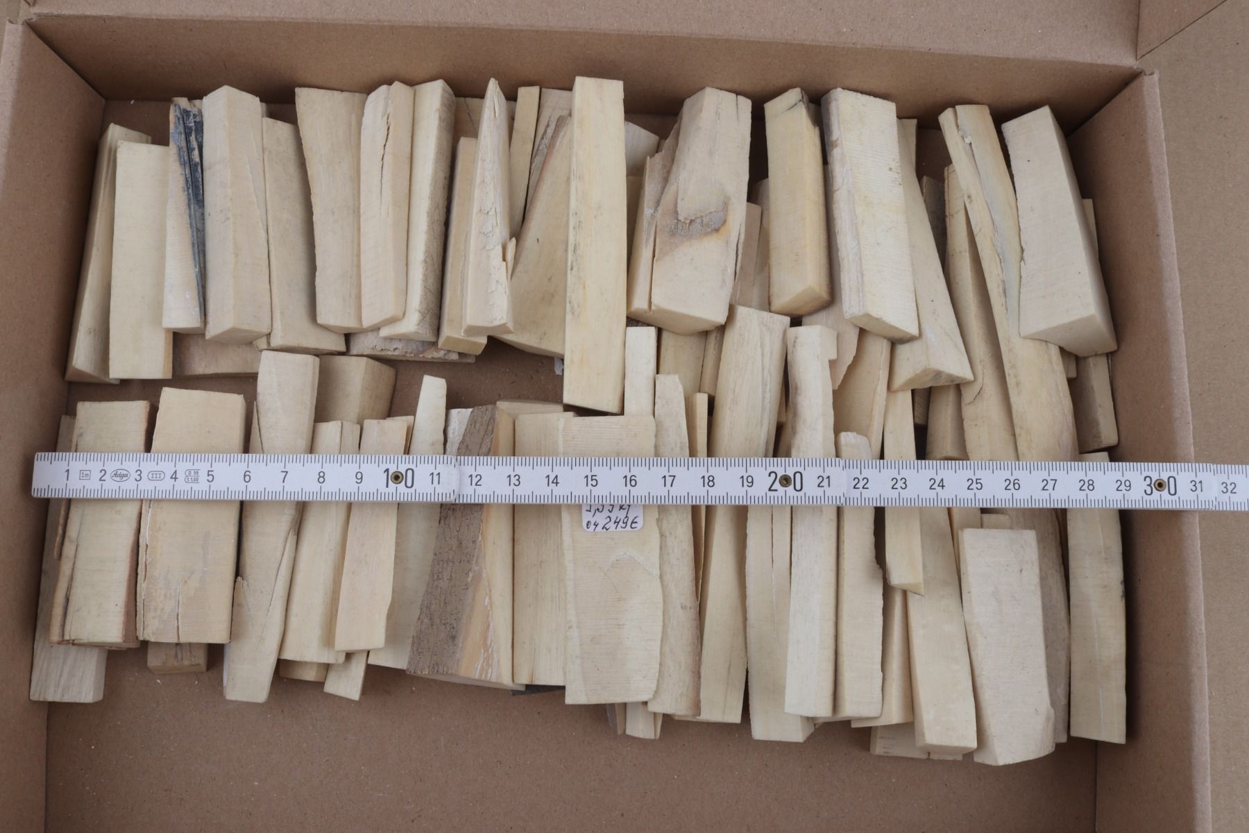 White mammoth ivory pieces