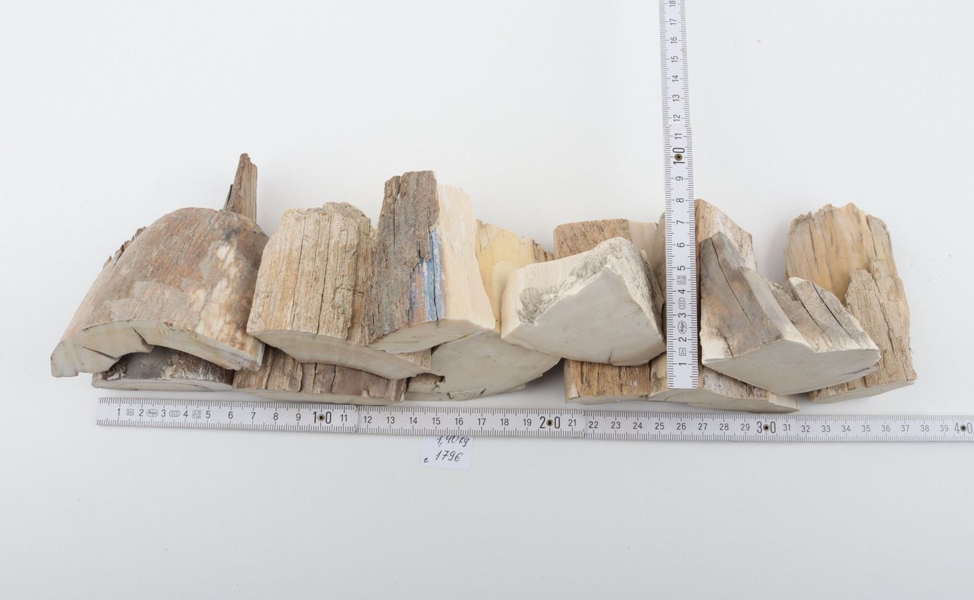 Untreated mammoth ivory pieces