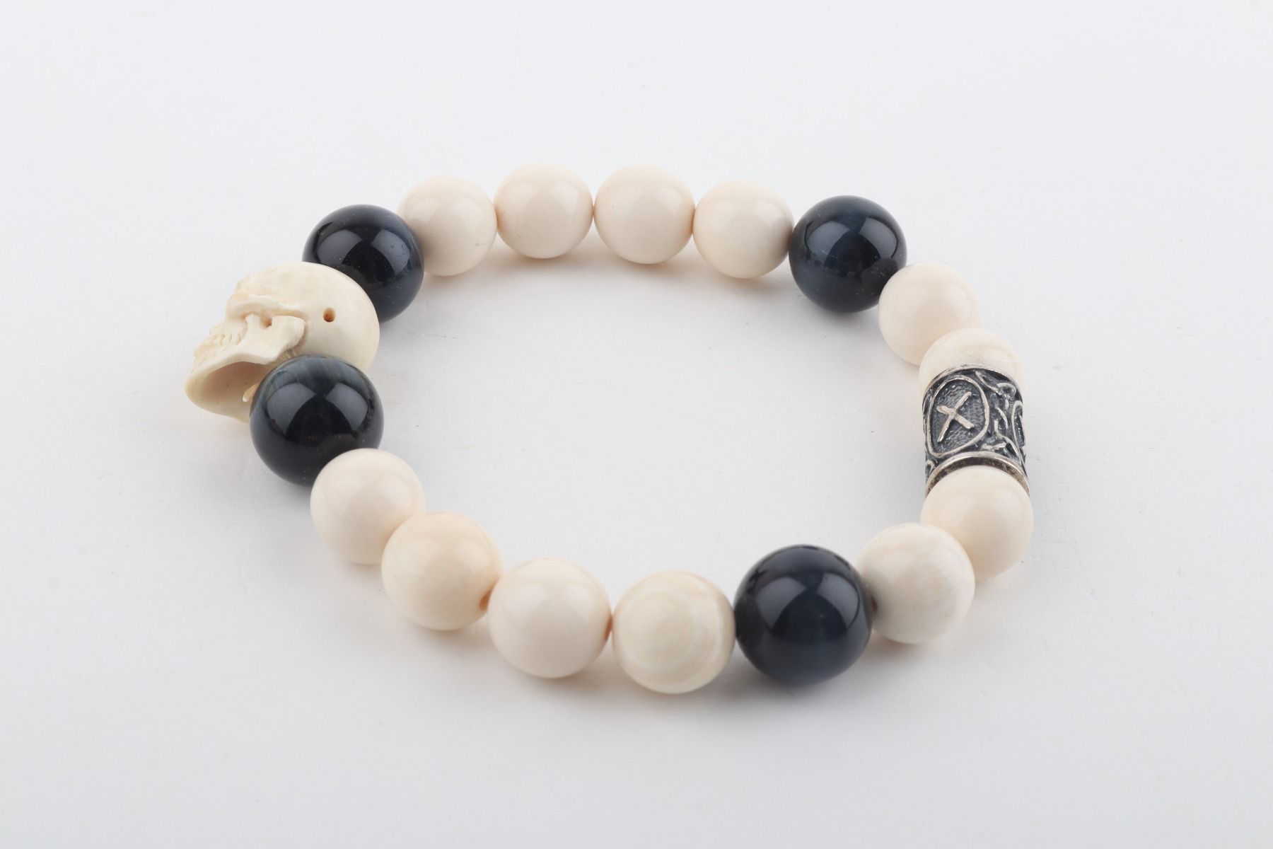 White Mammoth Skull & Flacon's Eye Bracelet