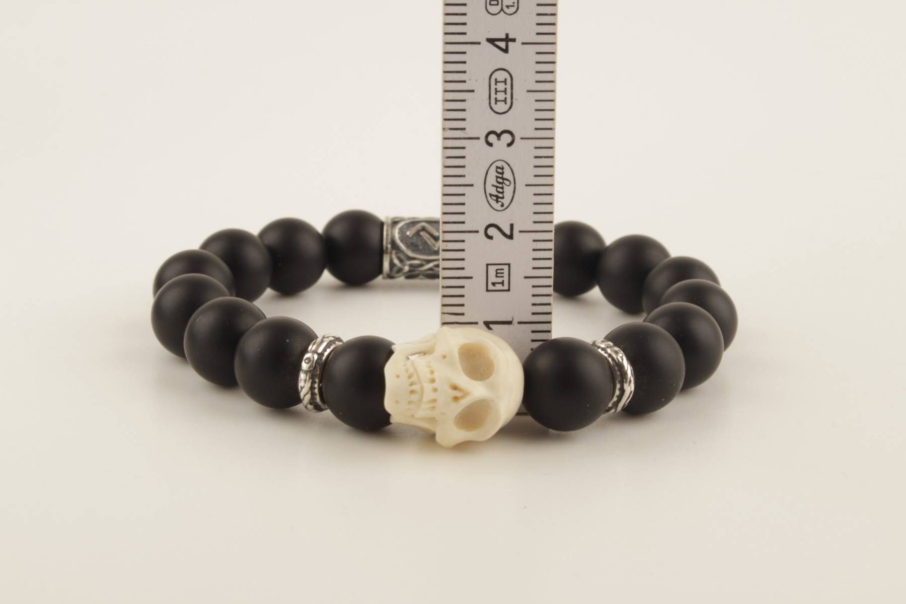 Matte Agathe & Mammoth Ivory Skull Bracelet