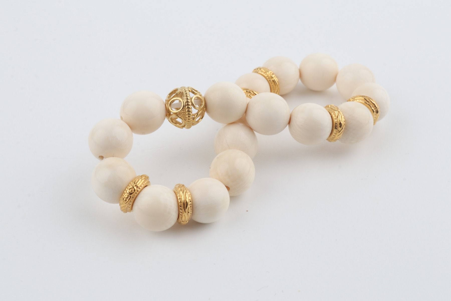 Elegant Mammoth Ivory Bracelet 