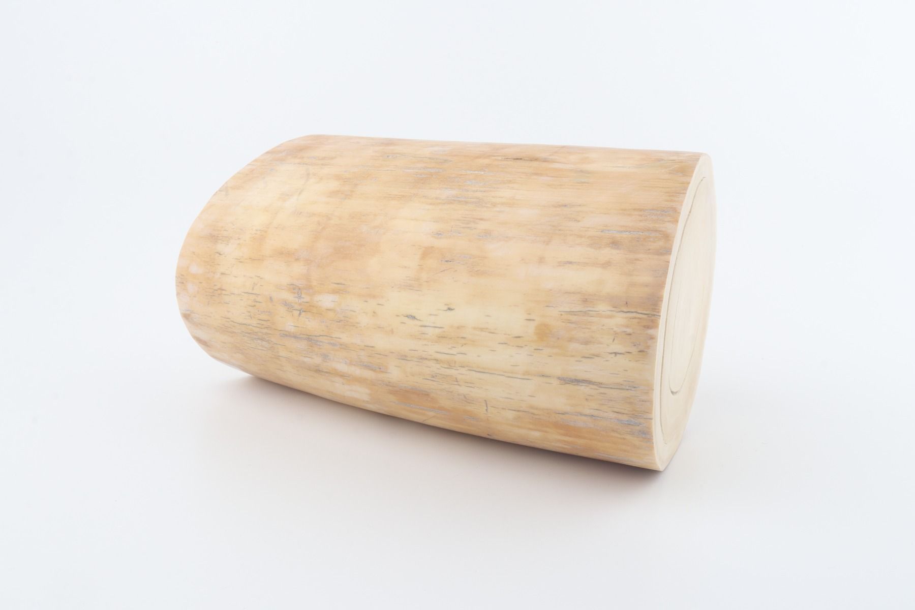 Round mammoth tusk piece