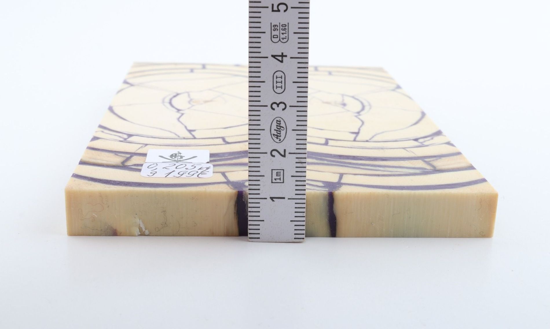 Stabilised mammoth ivory scales