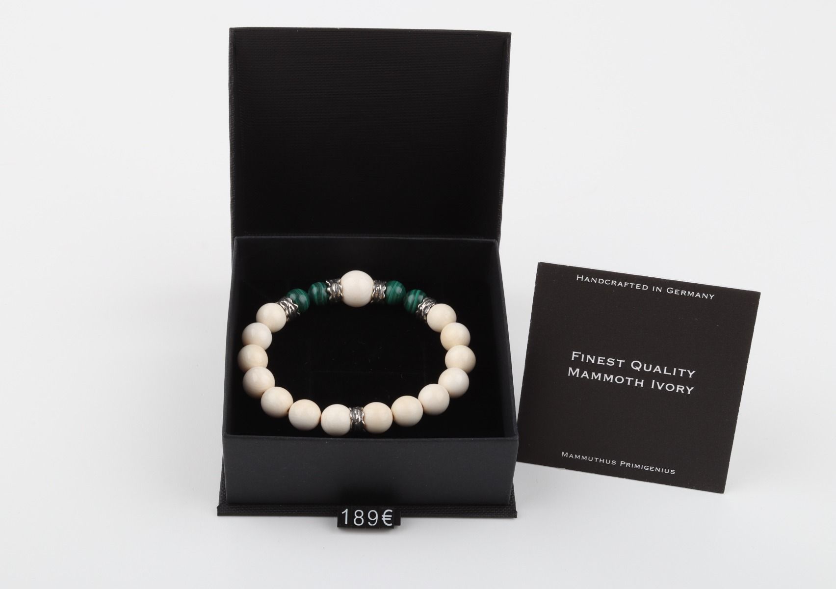 The Cleo Green Bracelet With Oxidized Silver