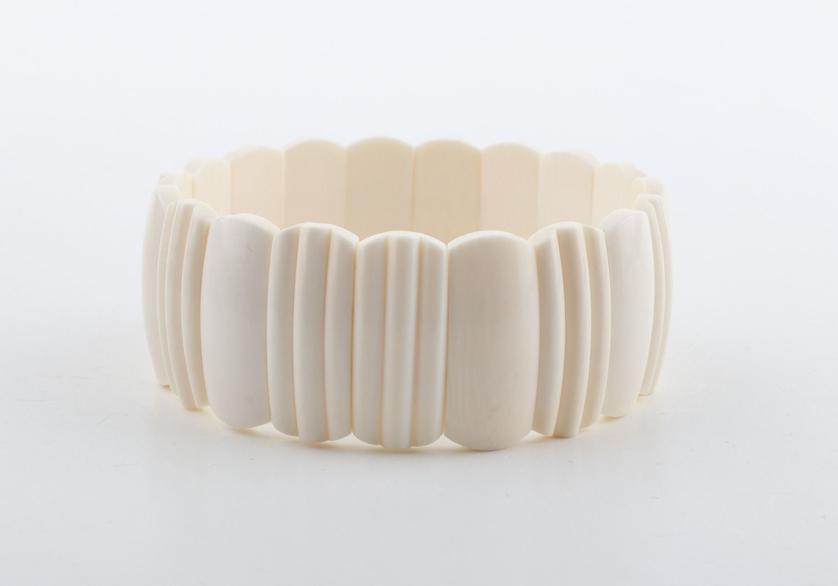 White mammoth ivory bangle