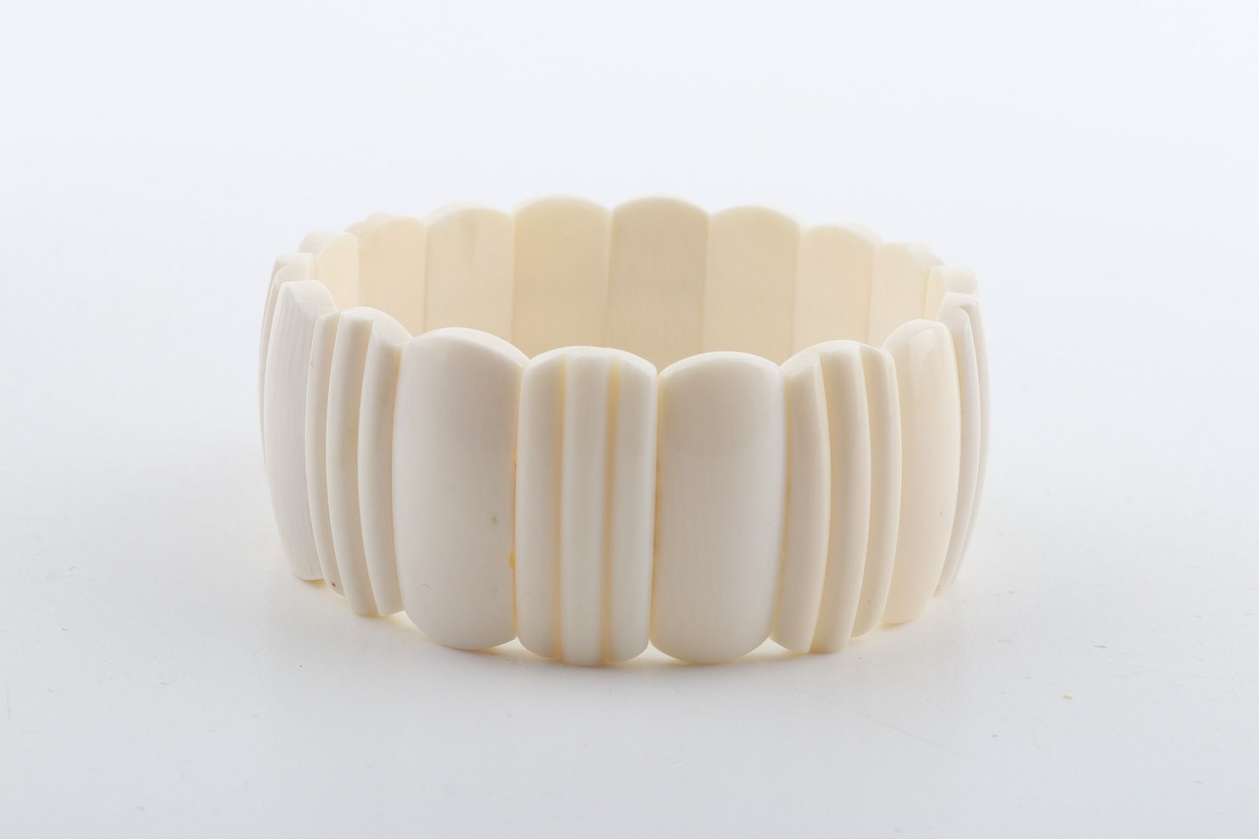 White mammoth ivory bangle