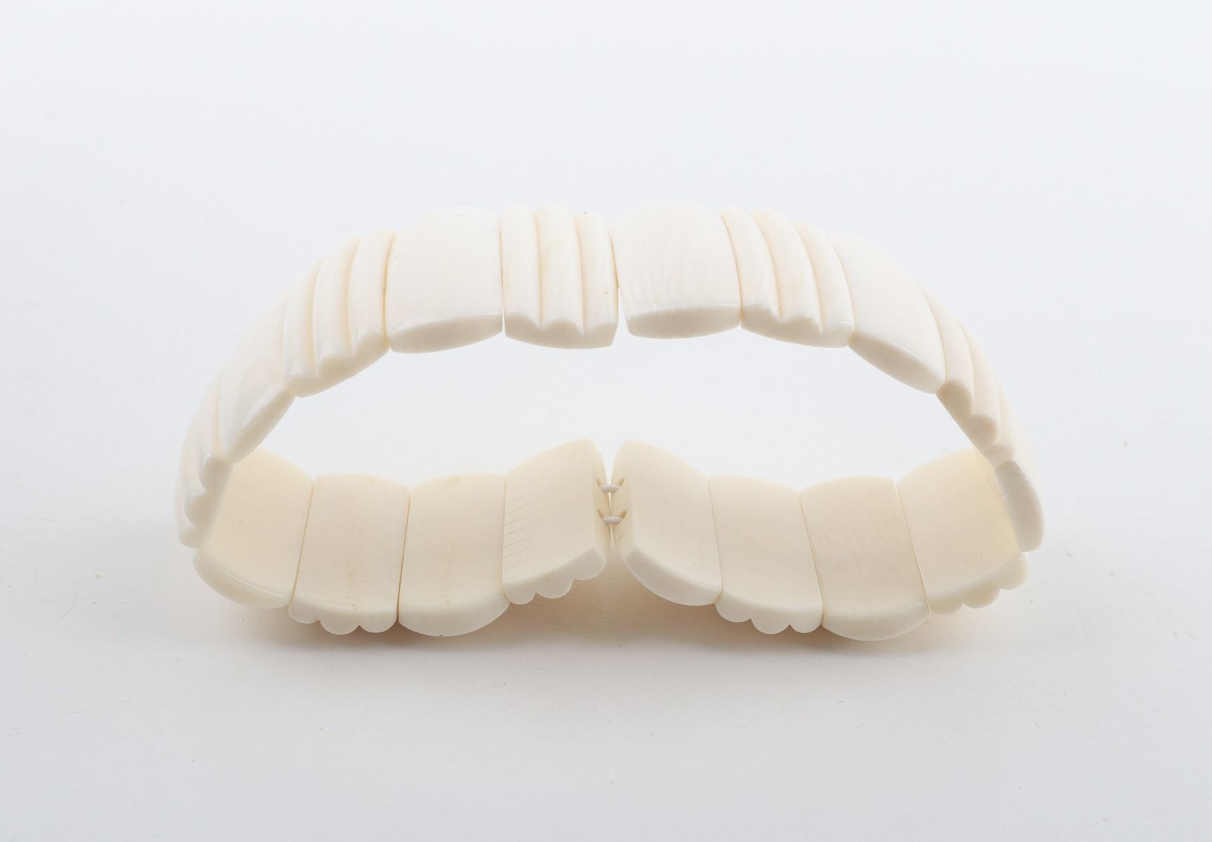White mammoth ivory bangle