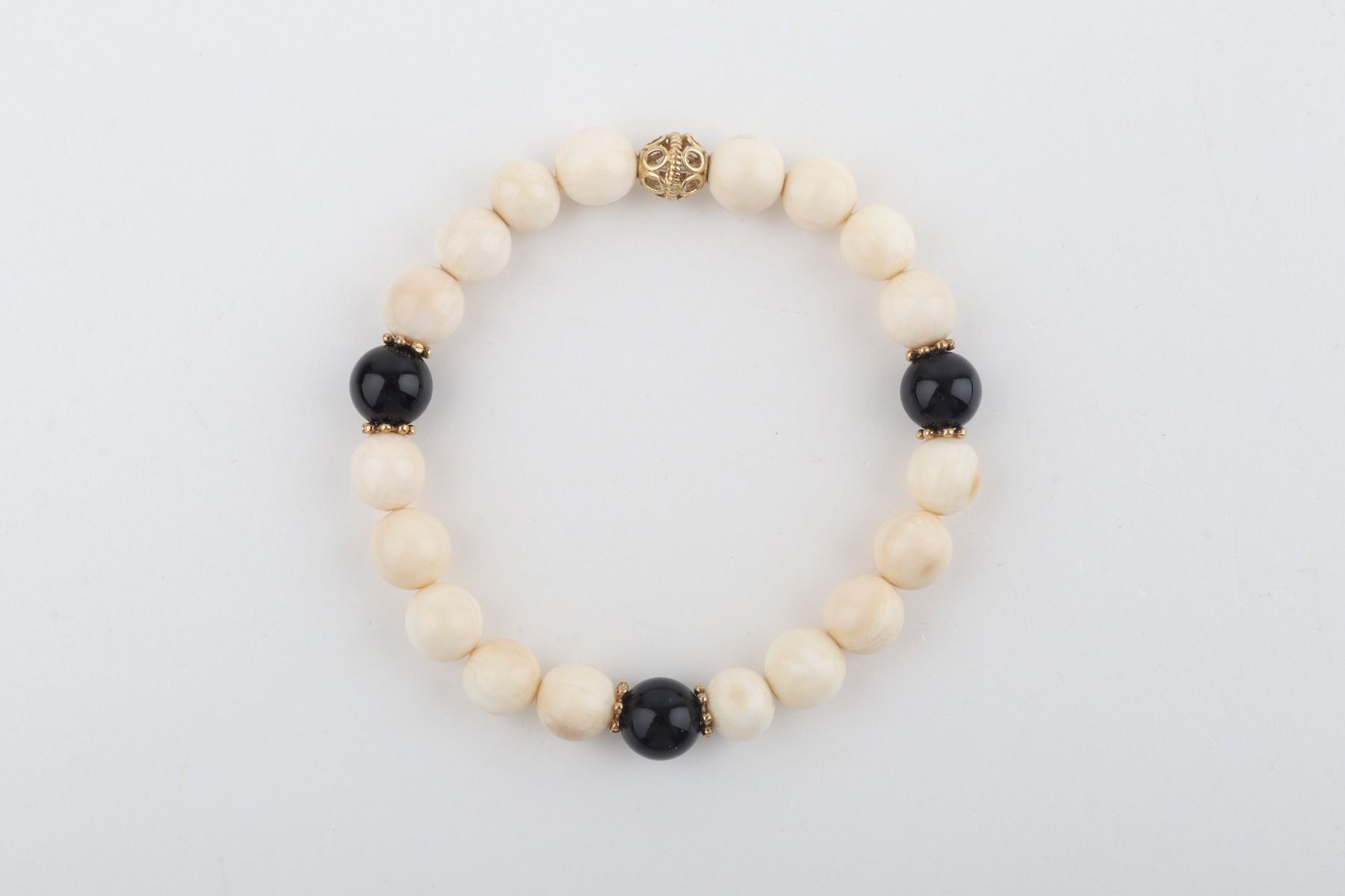 Mammoth Ivory & Black Agate Bracelet