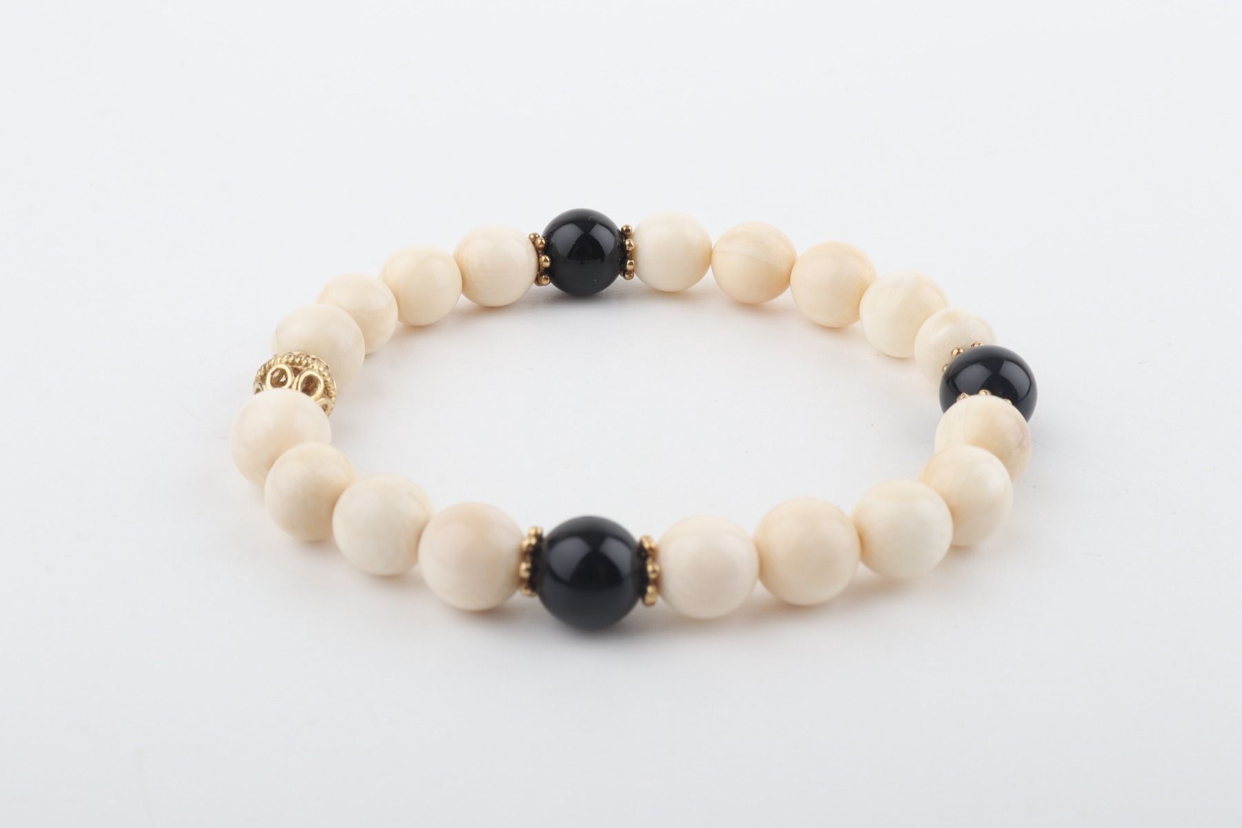Mammoth Ivory & Black Agate Bracelet