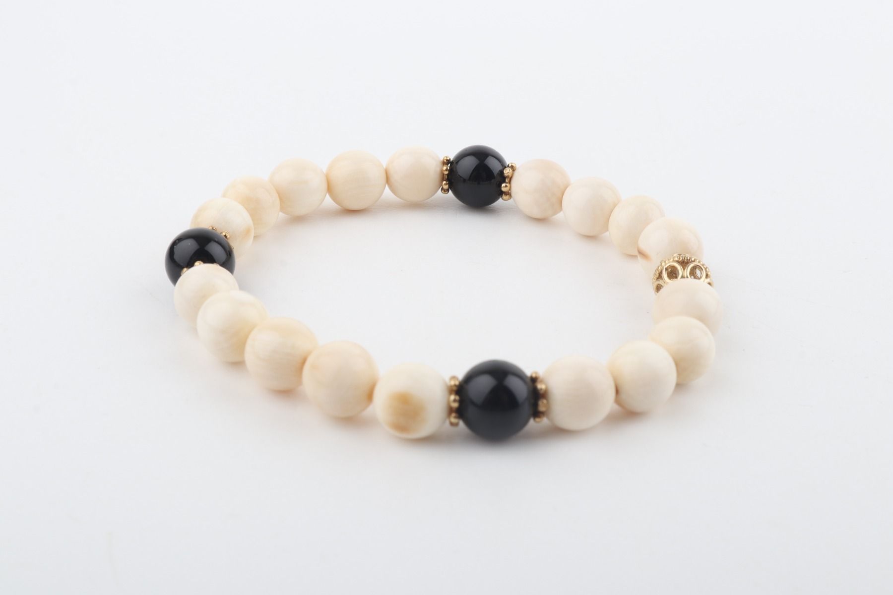 Mammoth Ivory & Black Agate Bracelet