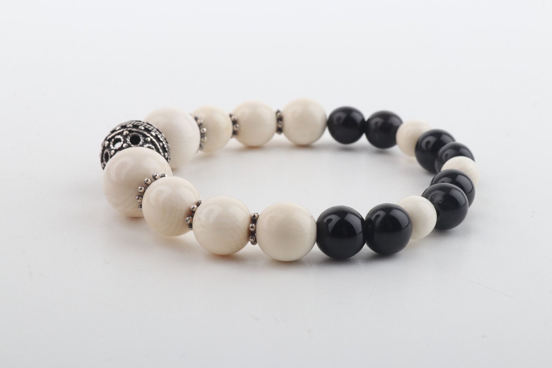 The Tibet Black Mammoth Ivory & Black Onyx bracelet