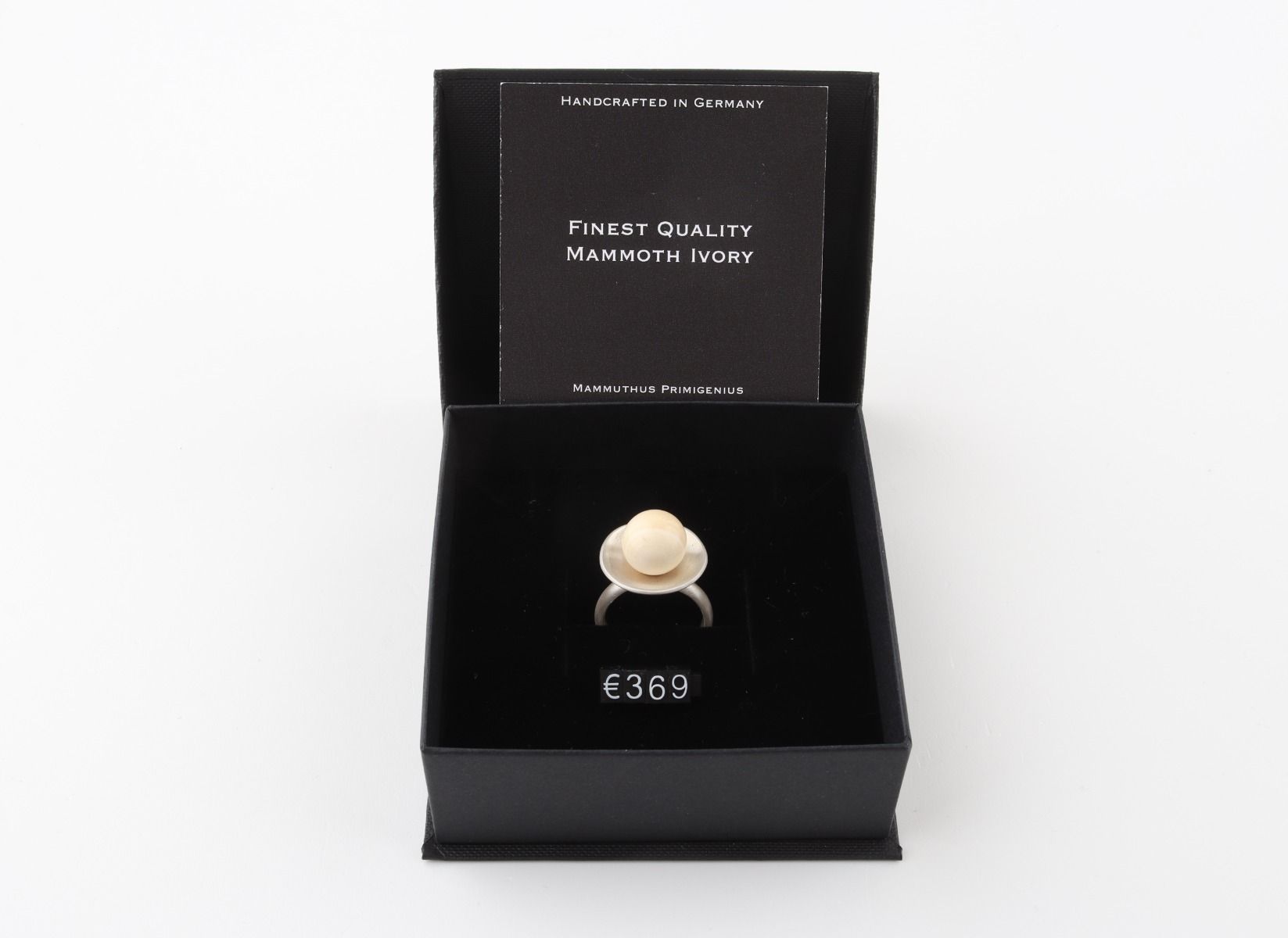 The New Pearl Ring