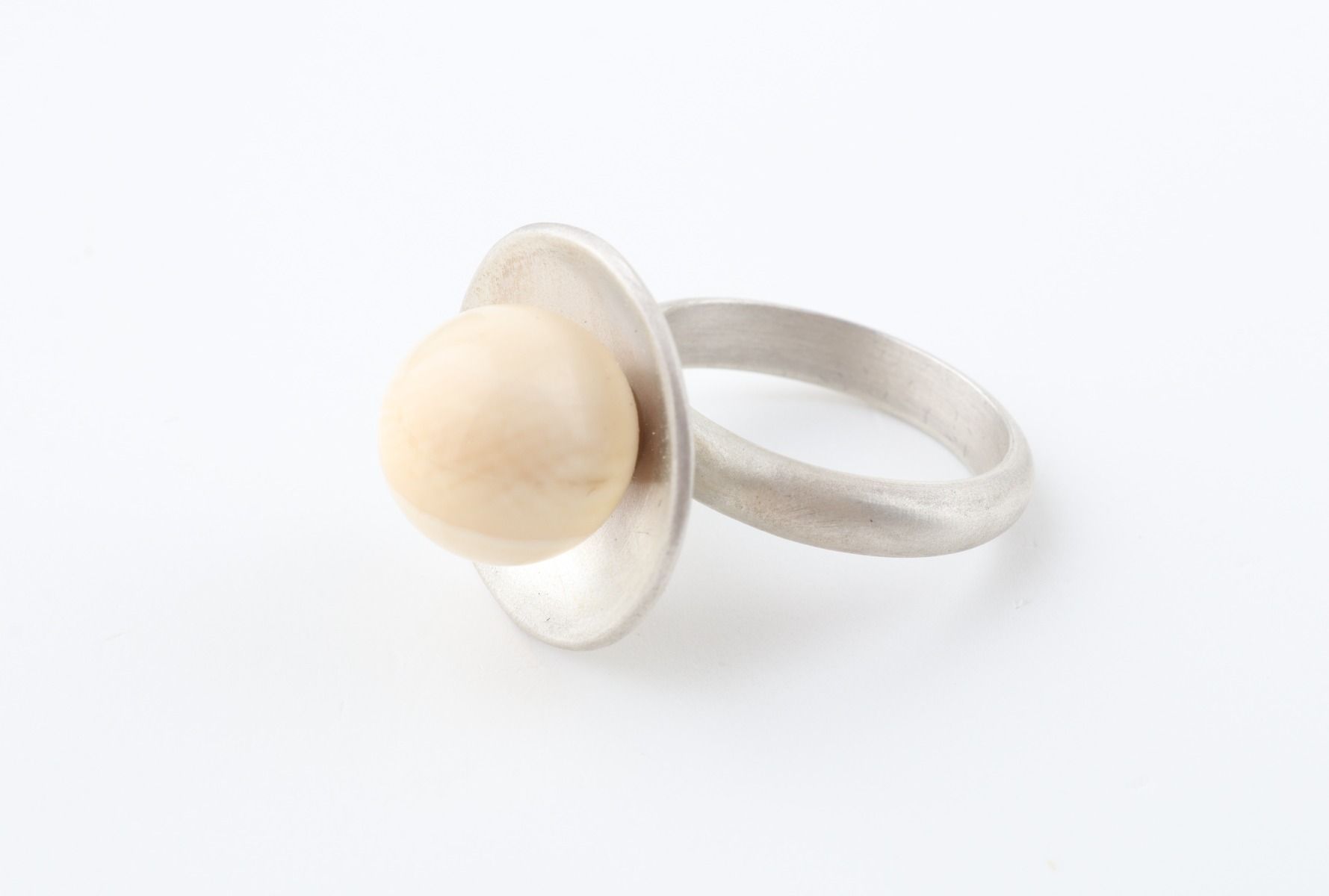 The New Pearl Ring