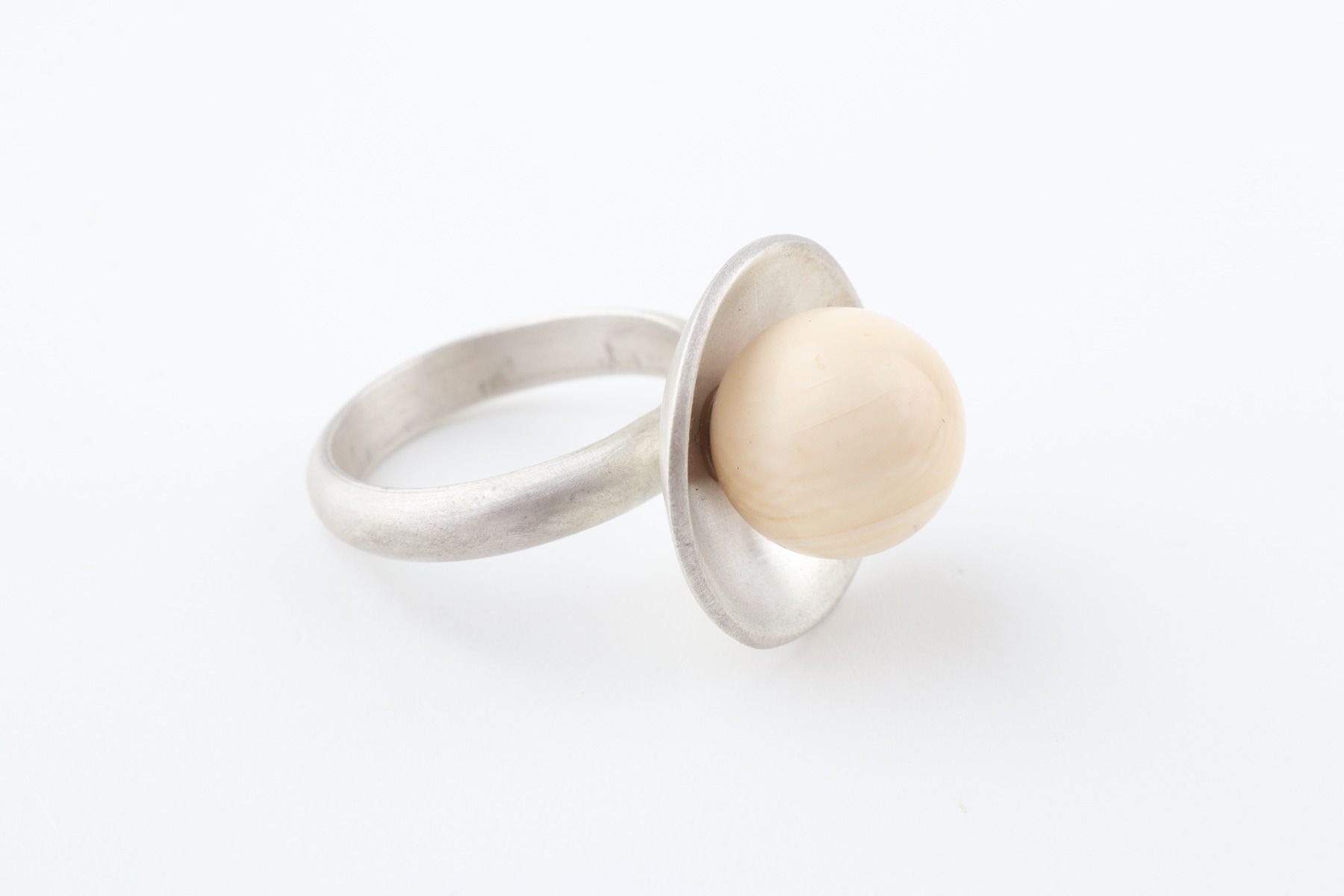 The New Pearl Ring