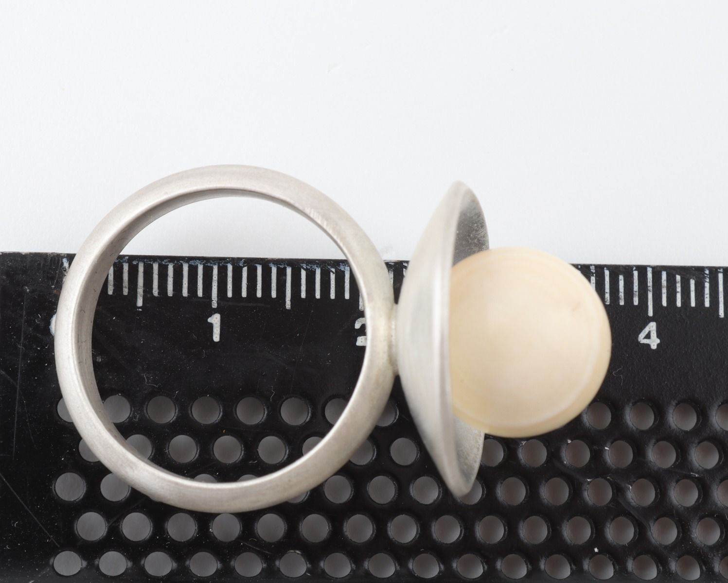 The New Pearl Ring