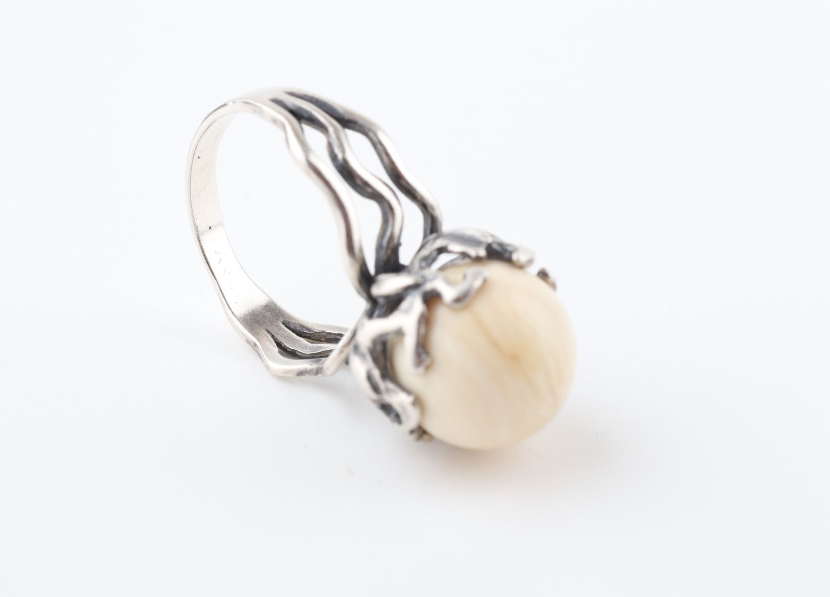 The Peony Ring