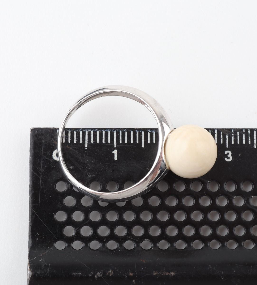 Minimalistic Mammoth Ivory Pearl Ring