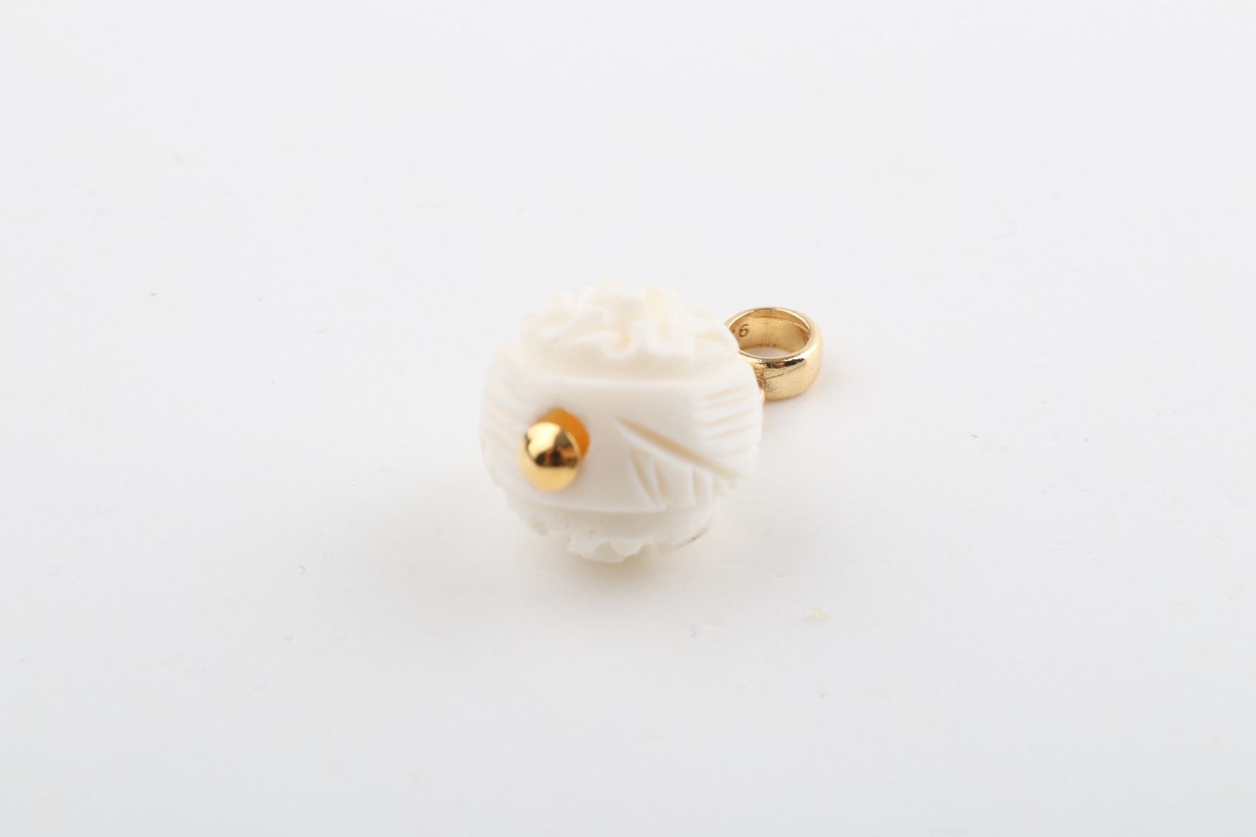 Mini Rose Mammoth Ivory Pendant