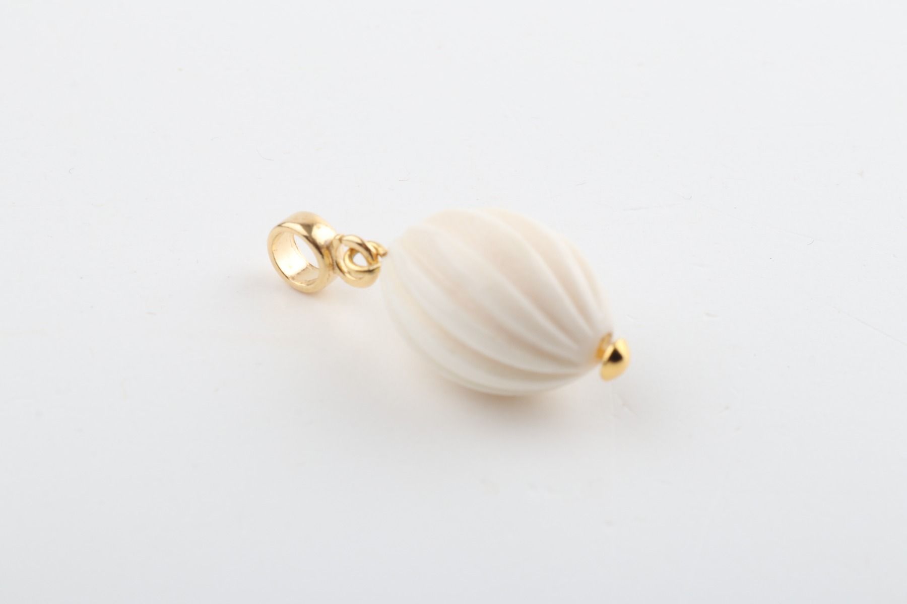 Oval Fluted Mammoth Ivory Pendant