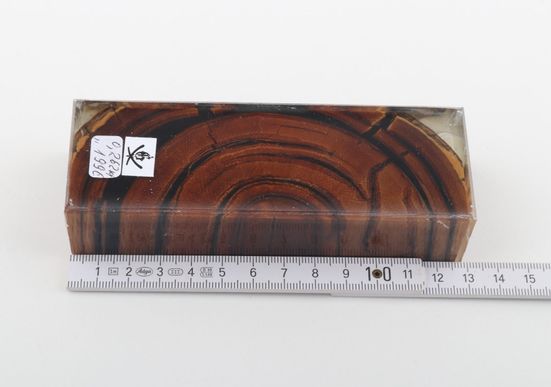 Stabilised mammoth ivory block