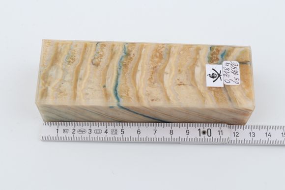 Stabilised mammoth molar block