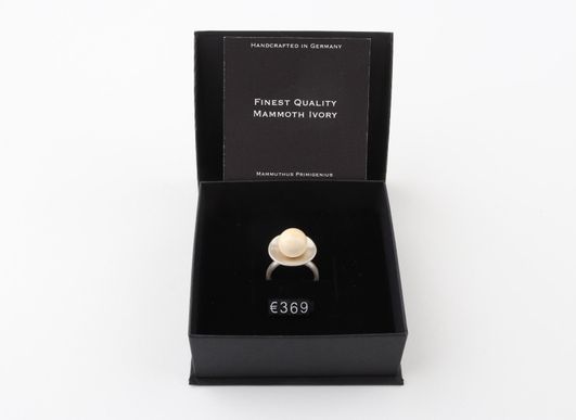 The New Pearl Ring